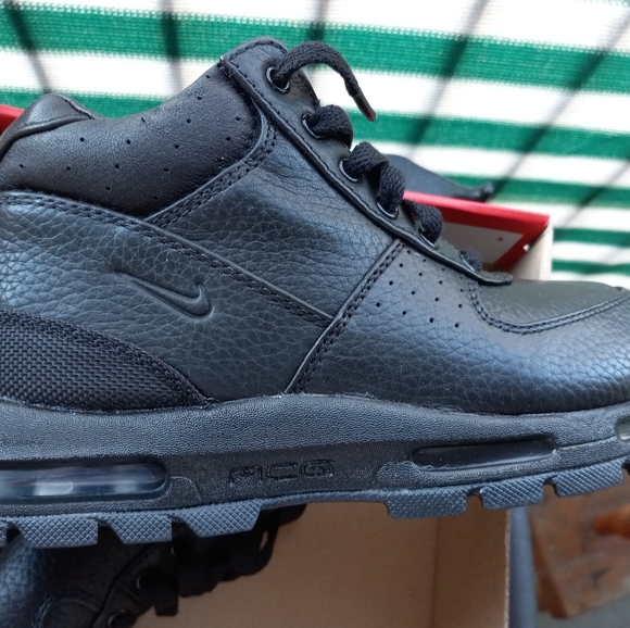 Nike 2y Air Max Boots NEW - Picture 8 of 12